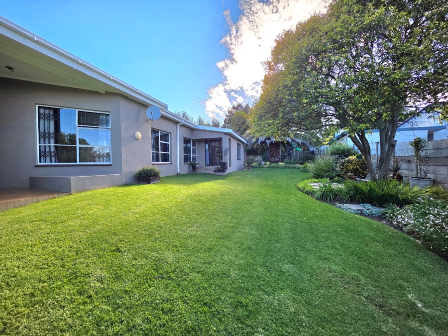 4 Bedroom Property for Sale in Reitz Free State